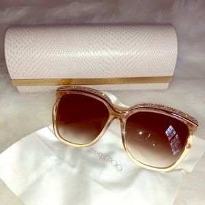 ⬇️ Jimmy Choo Sunglasses